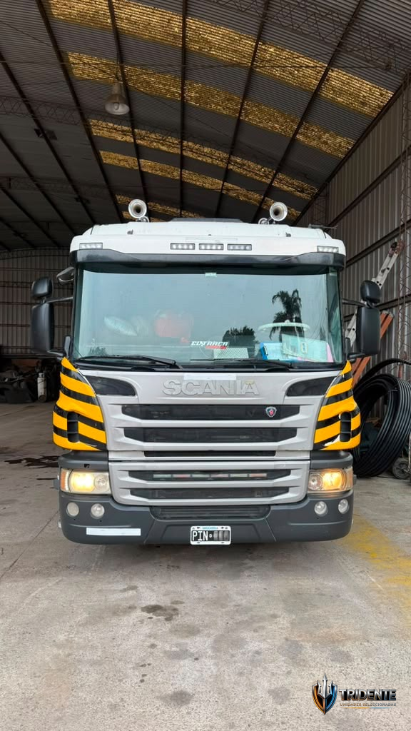 Scania P360 2015 — Camión usado, foto 2