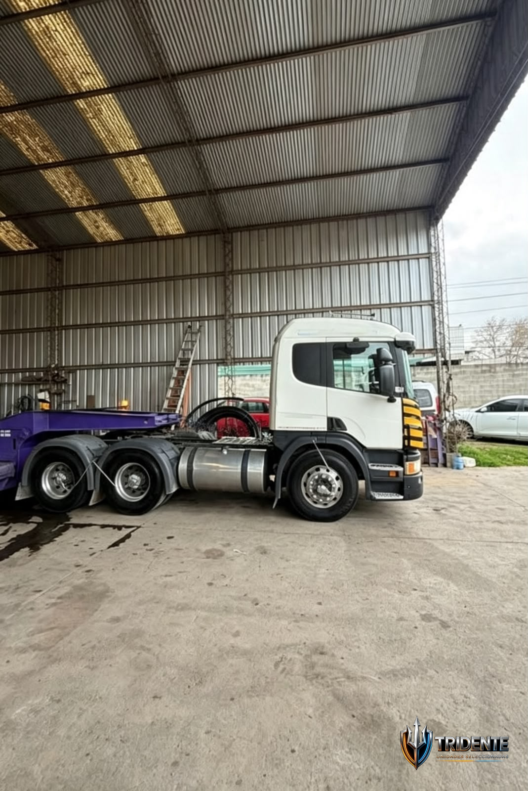 Scania P360 2015 — Camión usado, foto 3