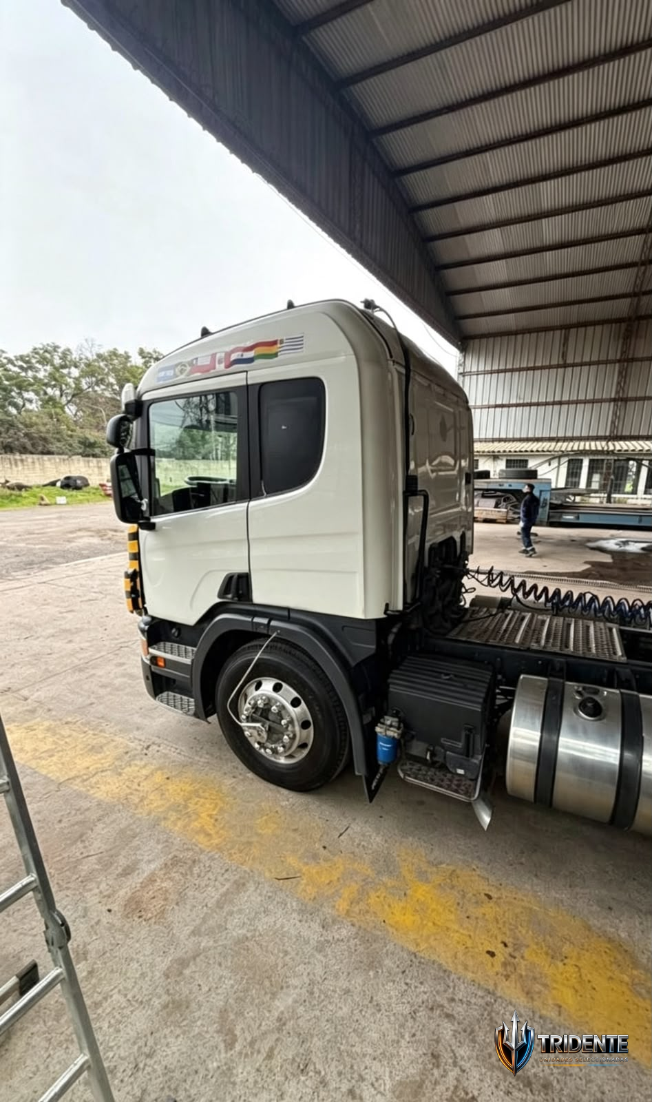 Scania P360 2015 — Camión usado, foto 6