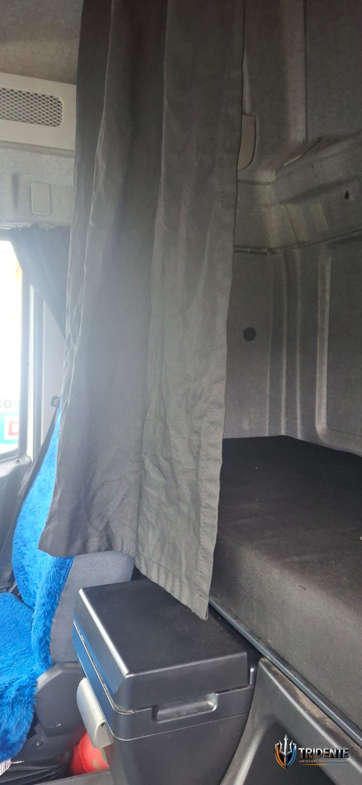 Iveco 360 2021 — Camión usado, foto 9