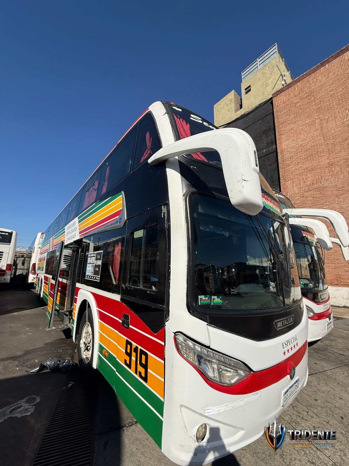 Scania K410 2016 — Colectivo usado, foto 2