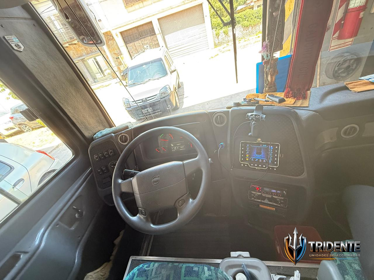 Volvo B430R 2016 — Colectivo usado, foto 8