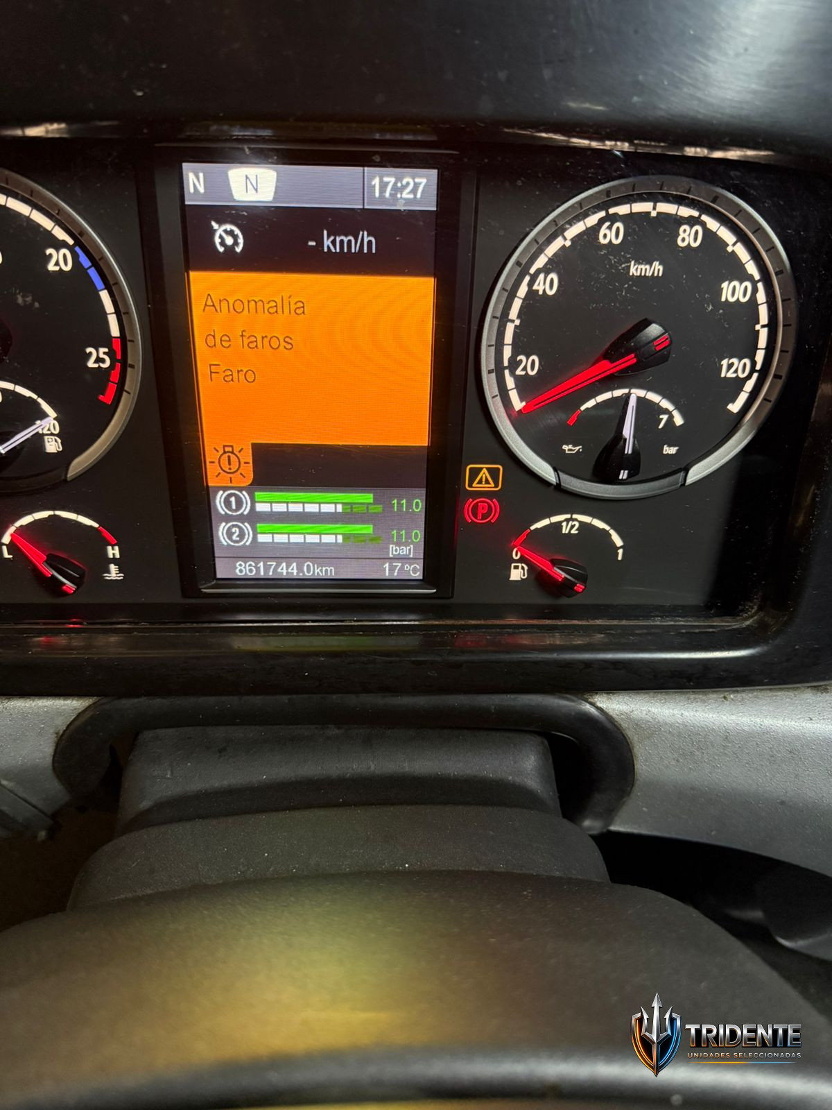 Scania K410 2014 — Colectivo usado, foto 12