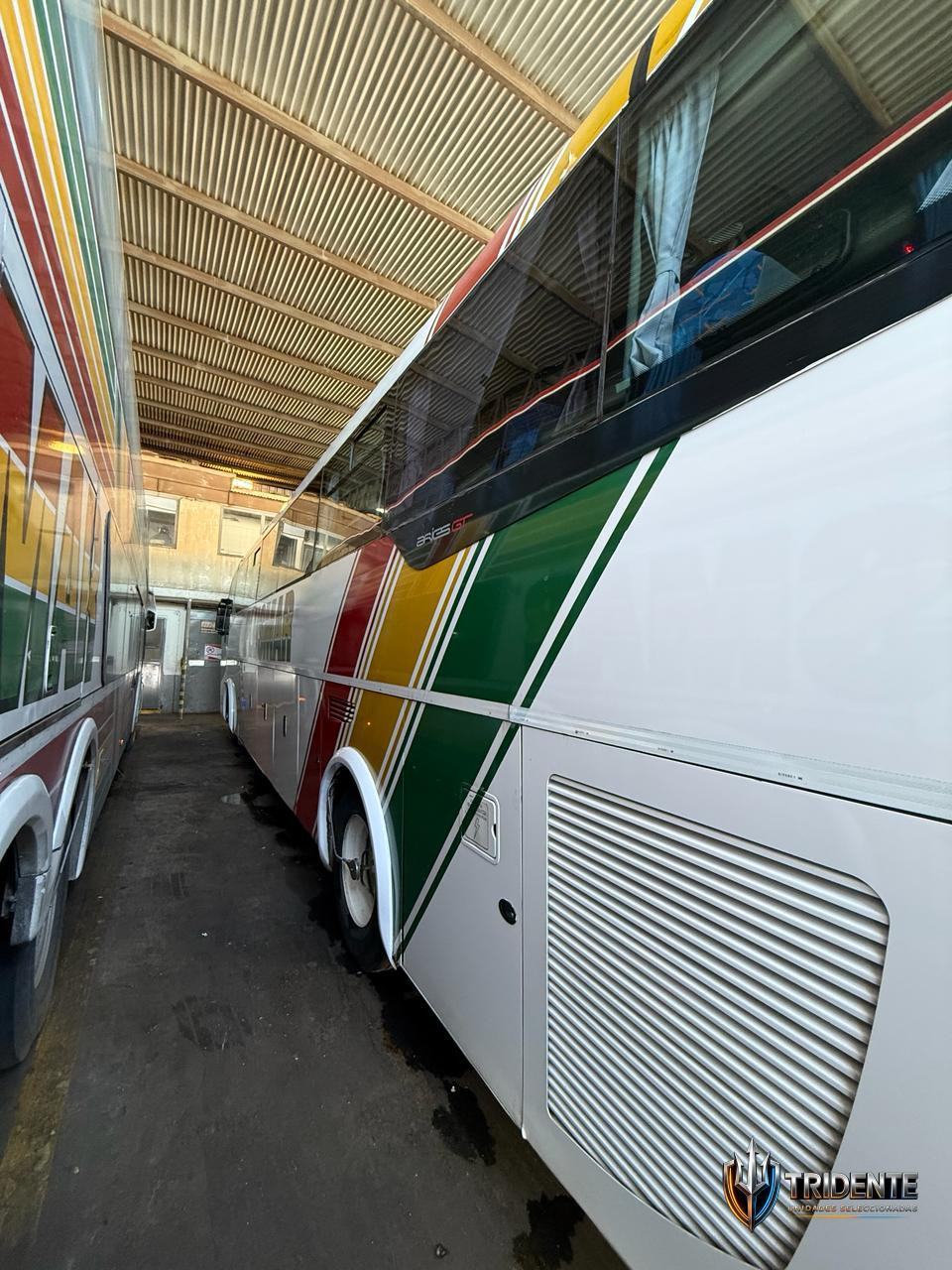 Volkswagen 18-320 2016 — Colectivo usado, foto 13