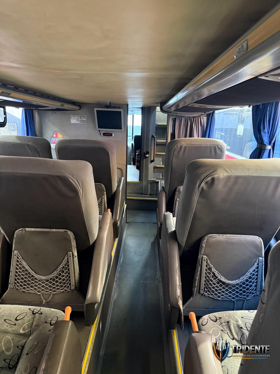 Scania K380 2013 — Colectivo usado, foto 17