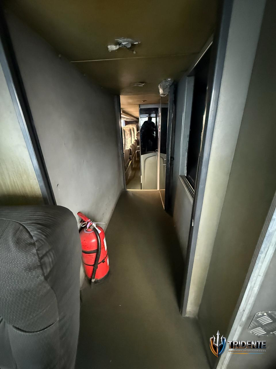Scania K380 2013 — Colectivo usado, foto 11