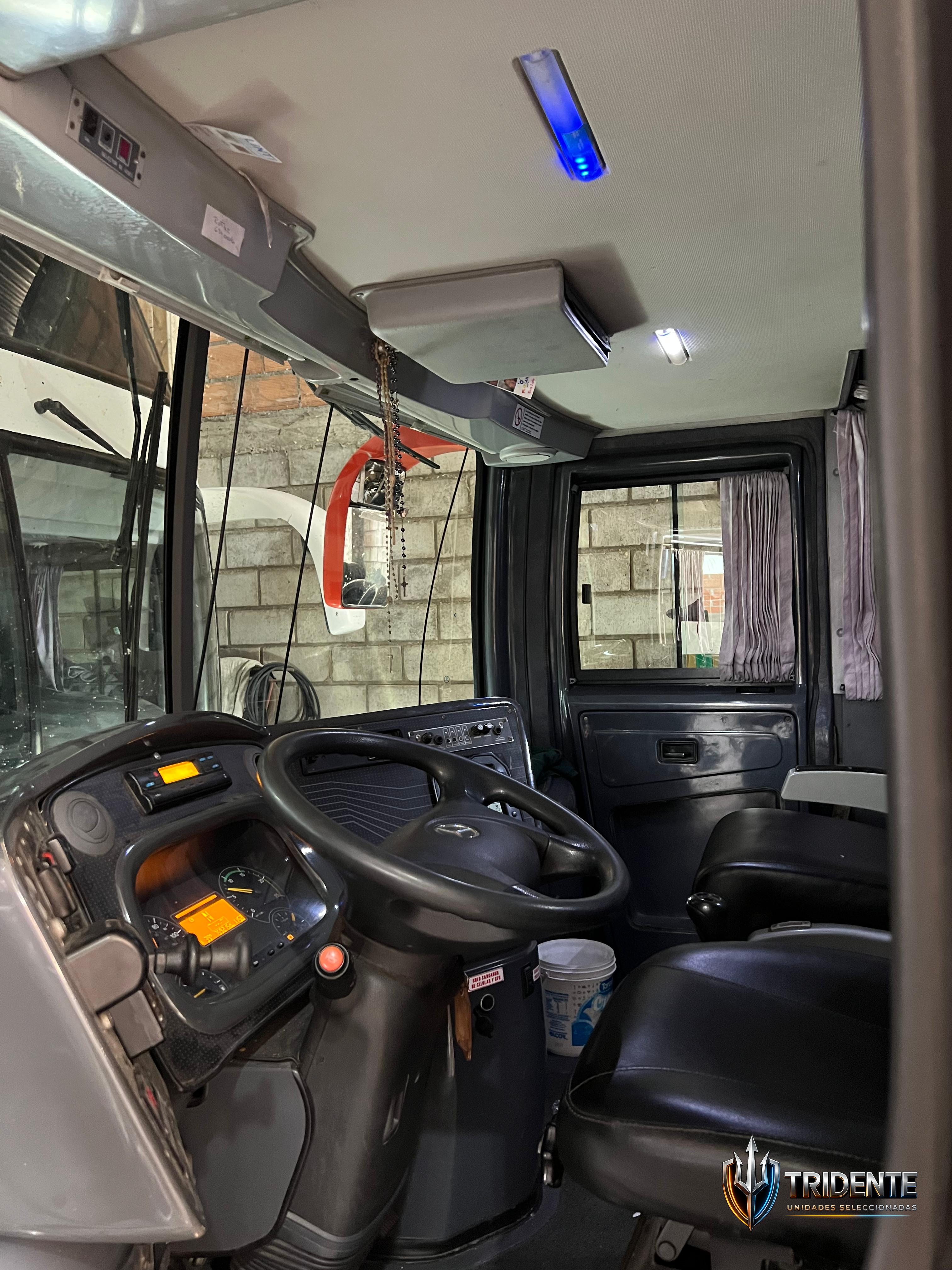 Mercedes-Benz O500 2015 — Colectivo usado, foto 5