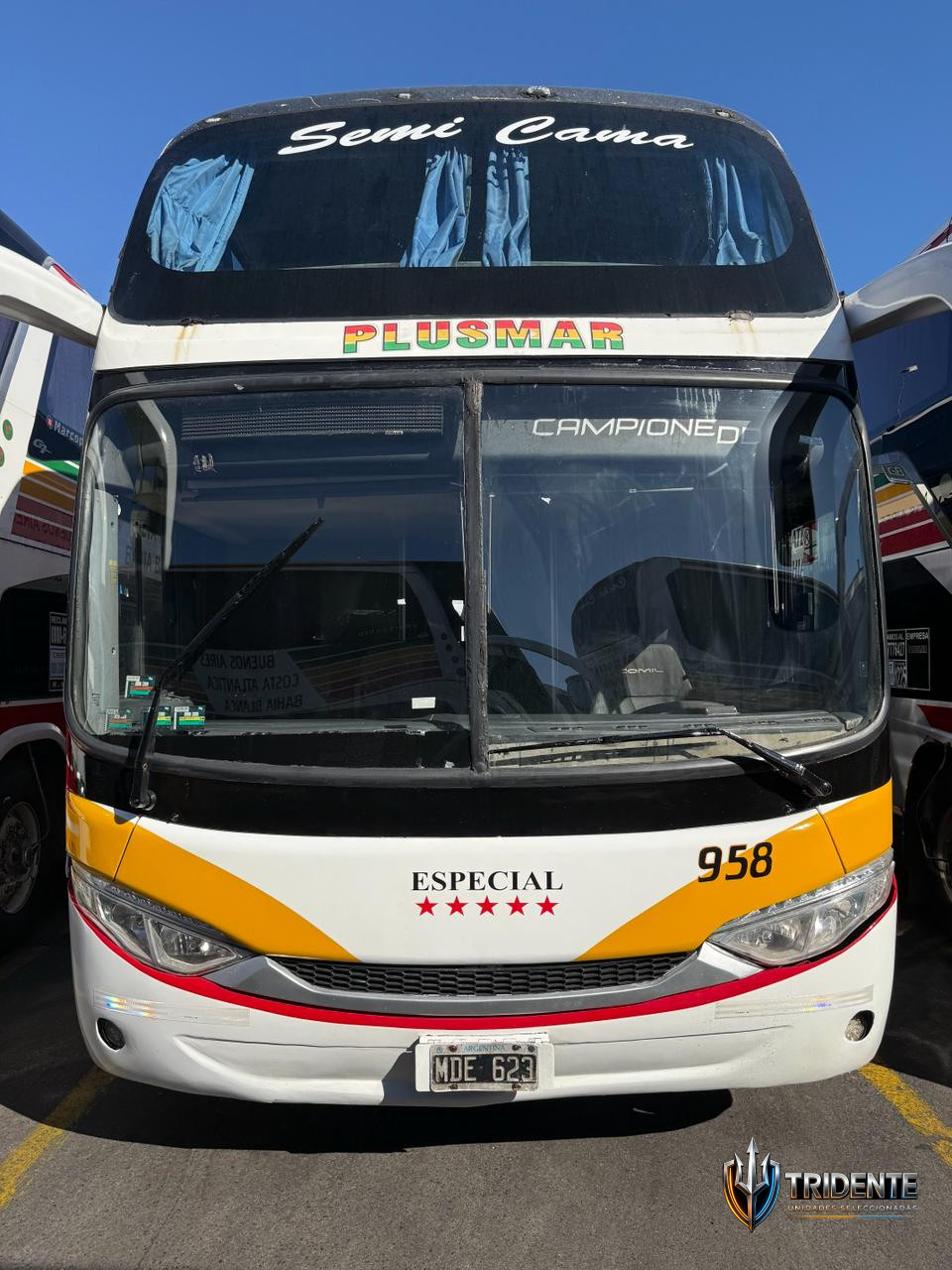 Scania K380 2013 — Colectivo usado, foto 3