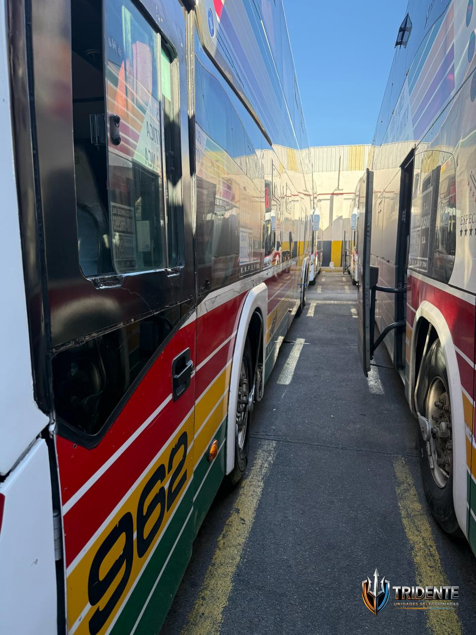 Scania K410 2016 — Colectivo usado, foto 5