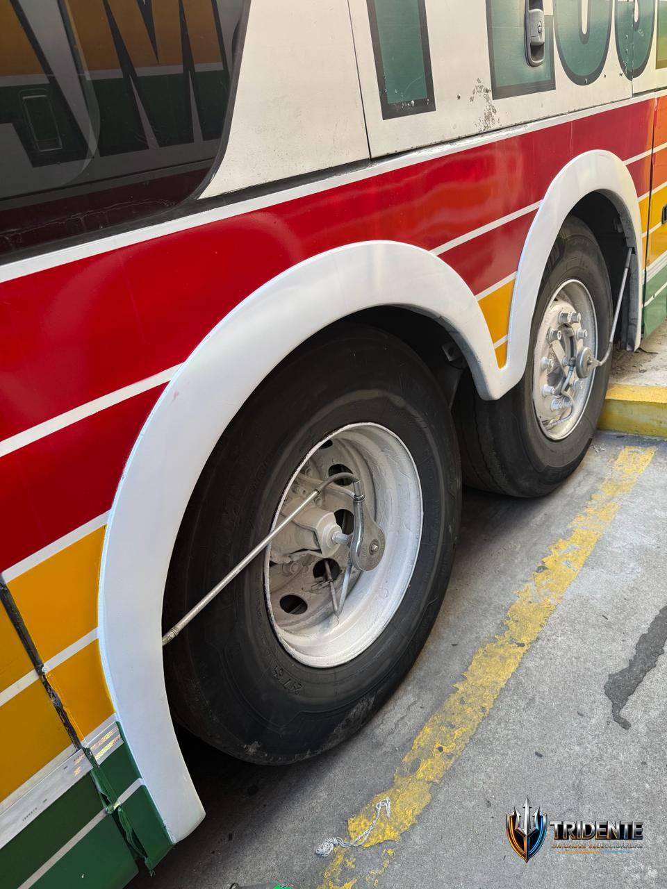 Scania K380 2014 — Colectivo usado, foto 7