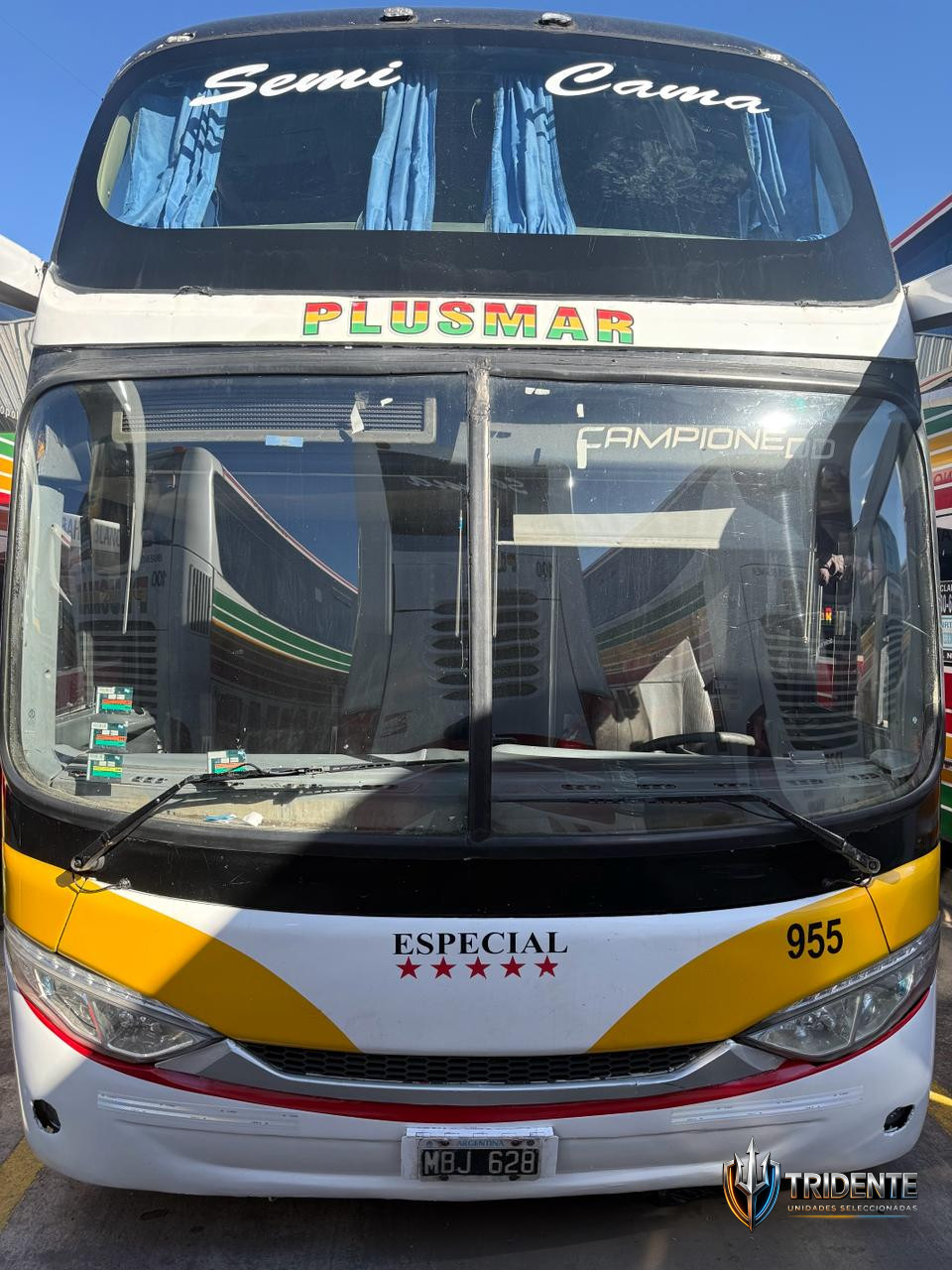 Scania K380 2014 — Colectivo usado, foto 3