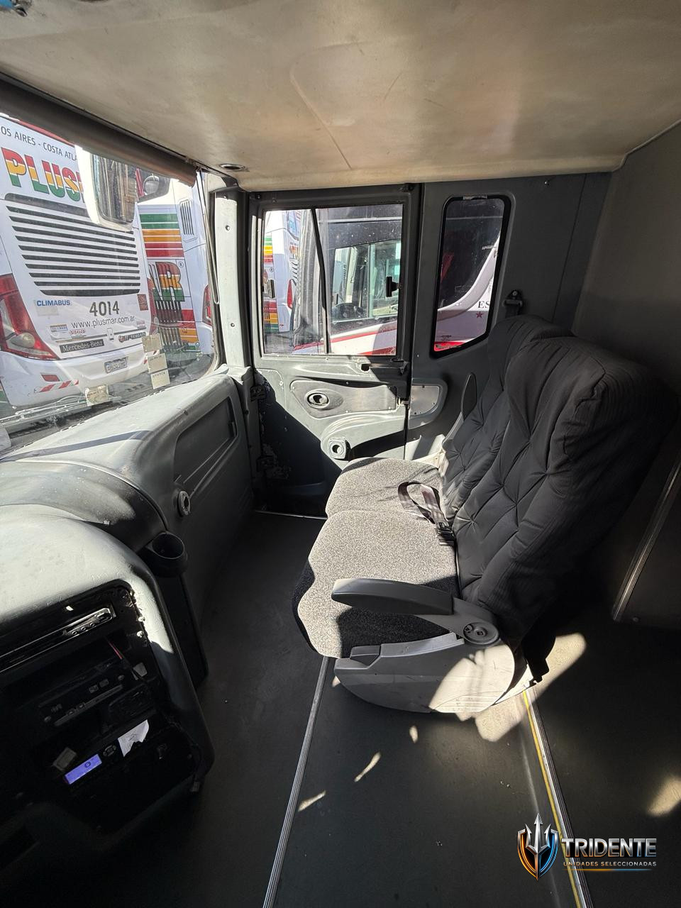 Scania K380 2014 — Colectivo usado, foto 11