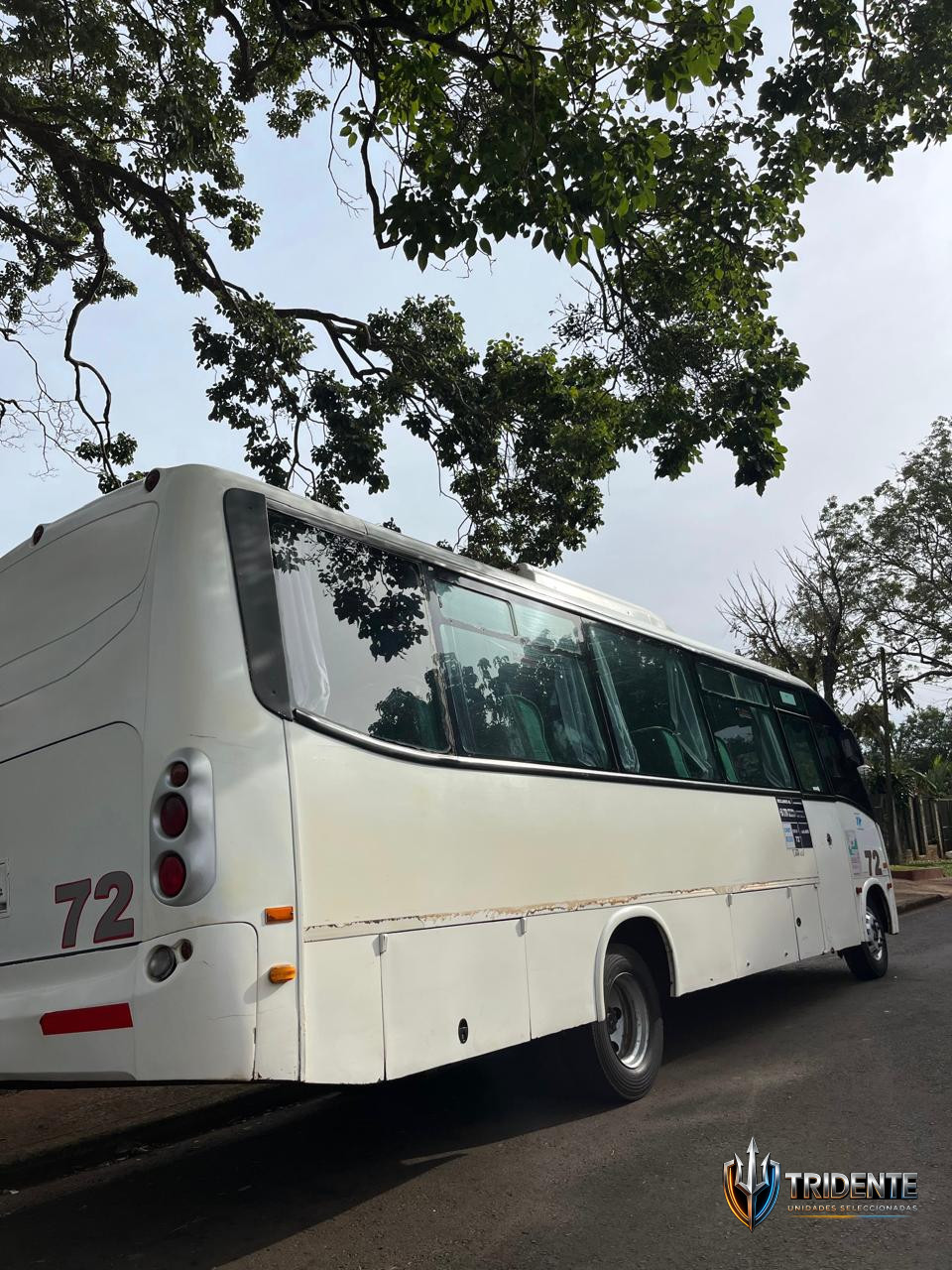 Mercedes-Benz Lo915 2012 — Colectivo usado, foto 4