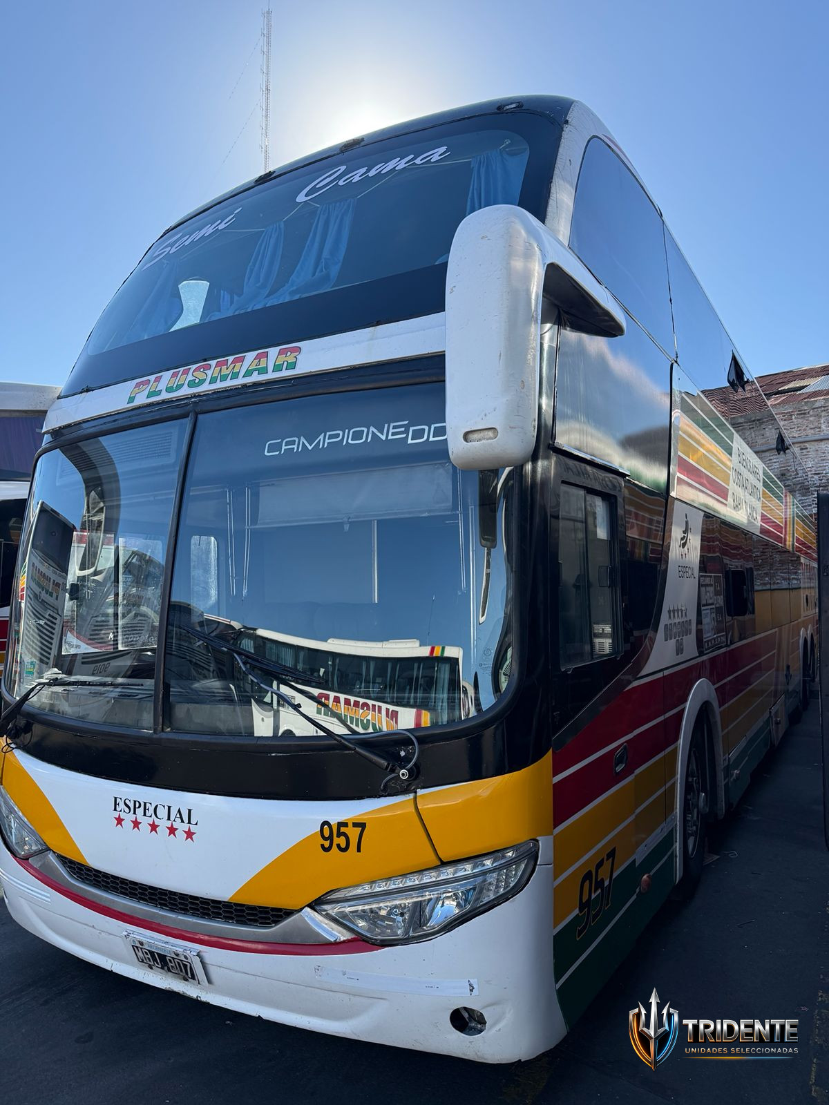 Scania K380 2014 — Colectivo usado, foto 3
