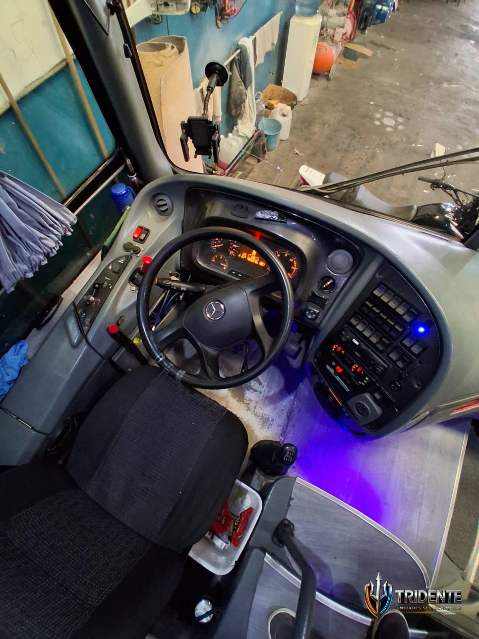 Mercedes-Benz O500 M30 2015 — Colectivo usado, foto 18