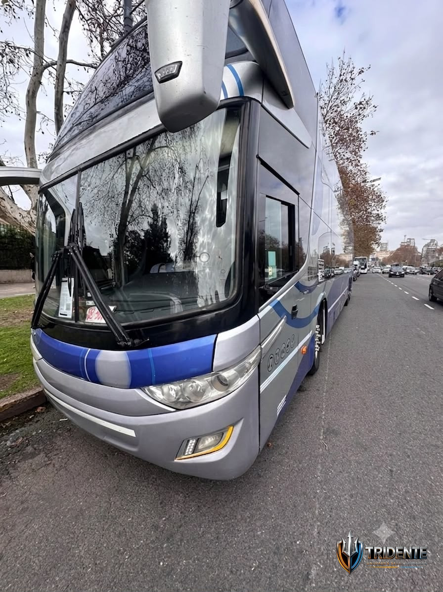Volvo B450R 2018 — Colectivo usado, foto 3