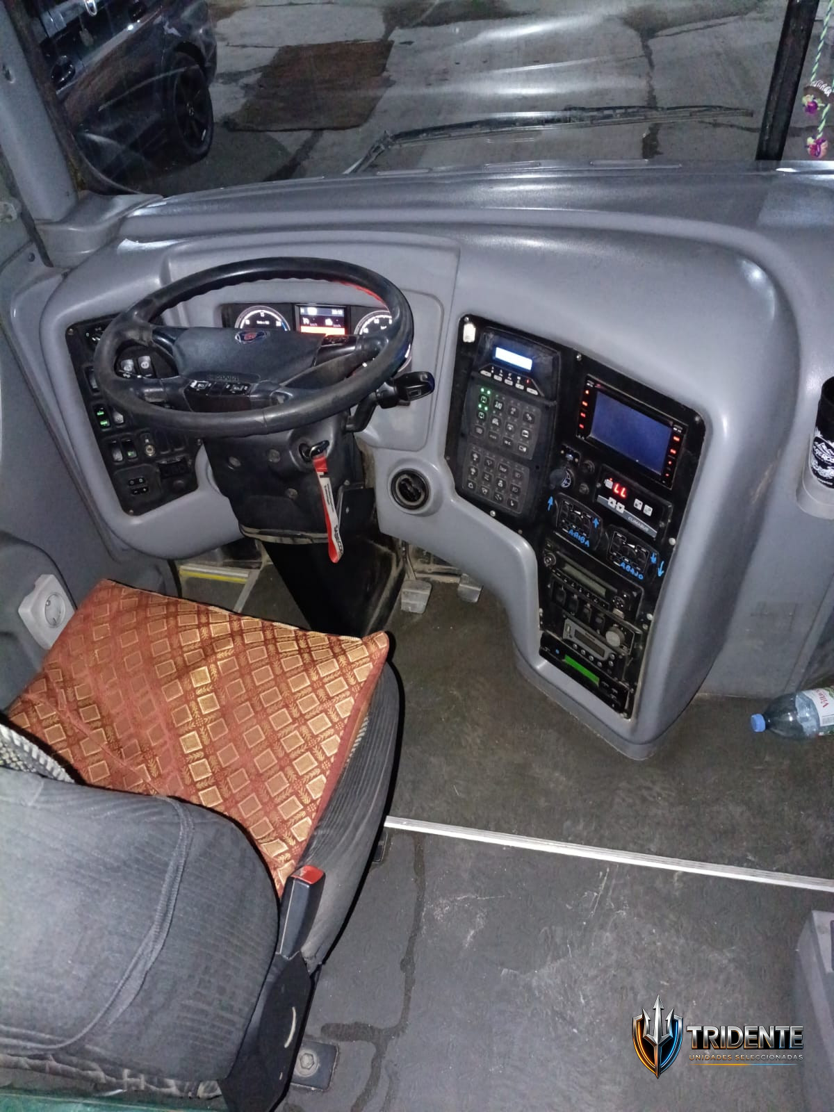 Scania K400 2017 — Colectivo usado, foto 11