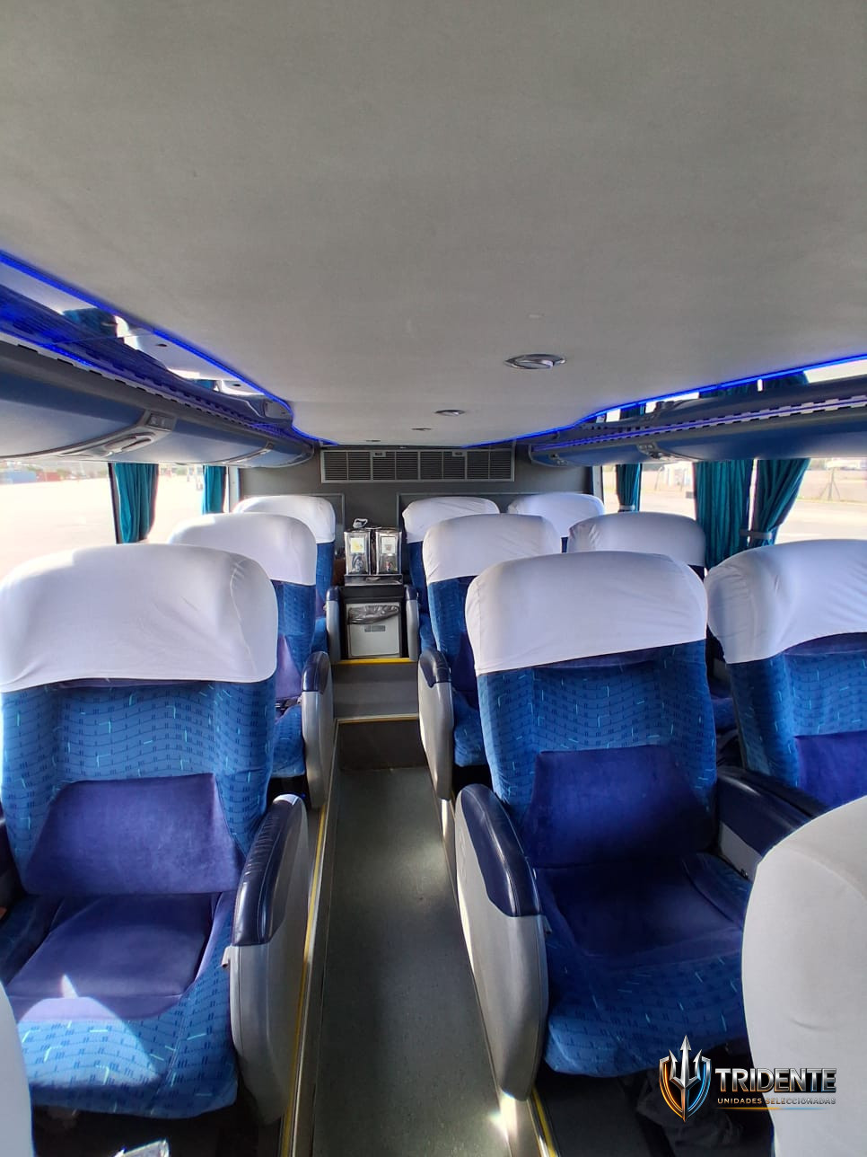 Volvo B450R 2016 — Colectivo usado, foto 13