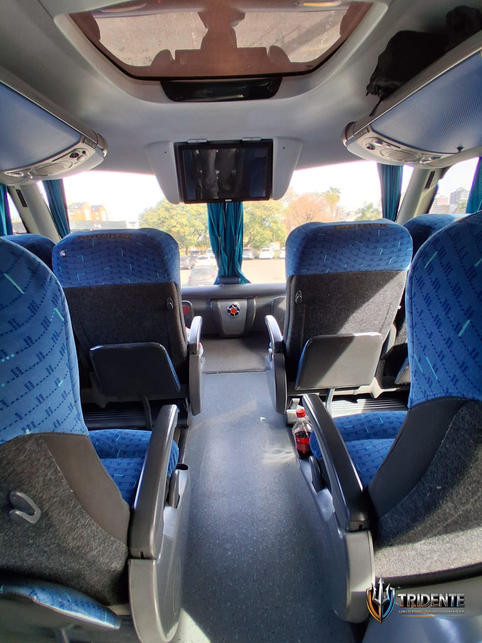Volvo B450R 2016 — Colectivo usado, foto 19