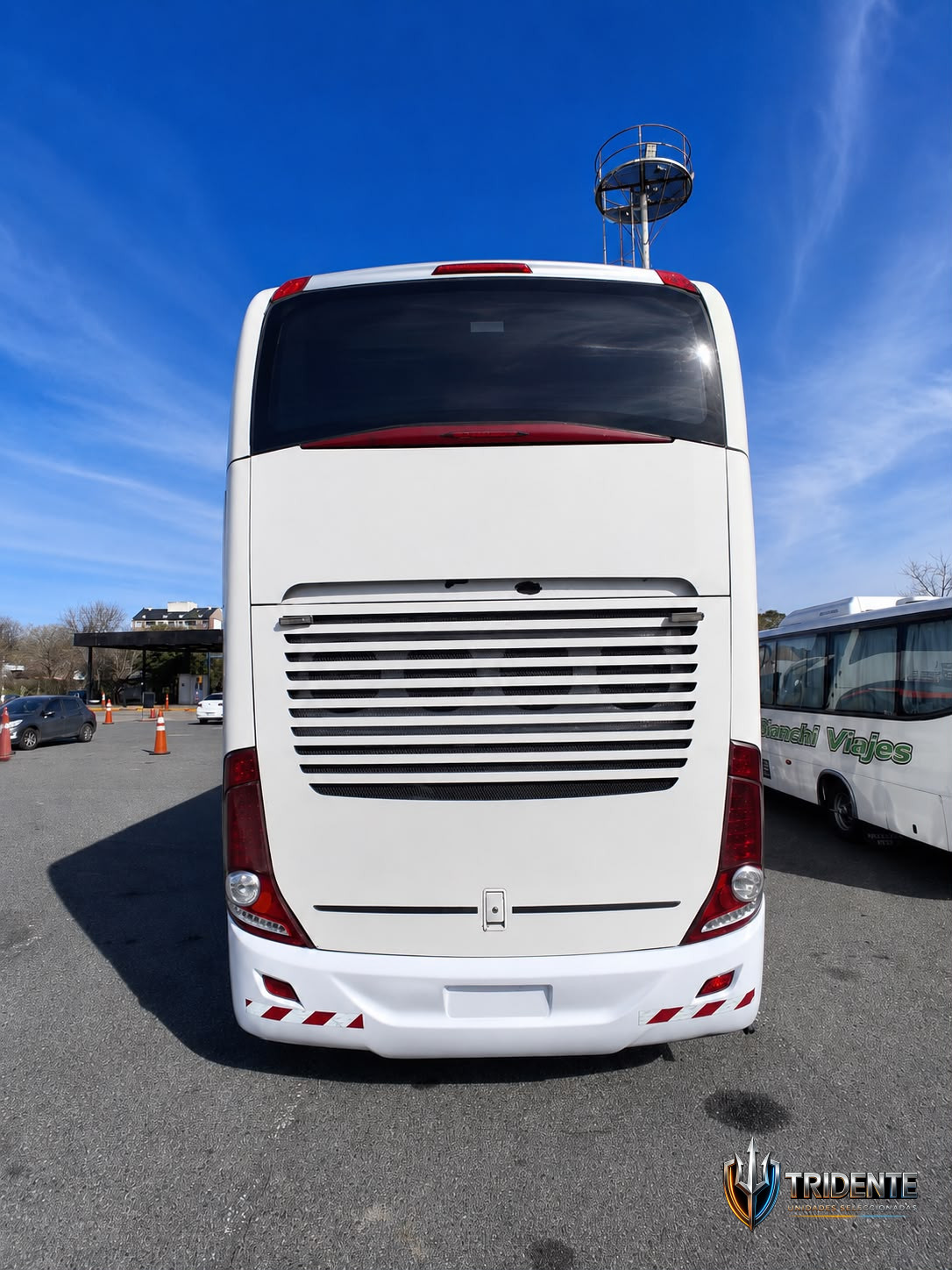 Volvo B450R 2016 — Colectivo usado, foto 8