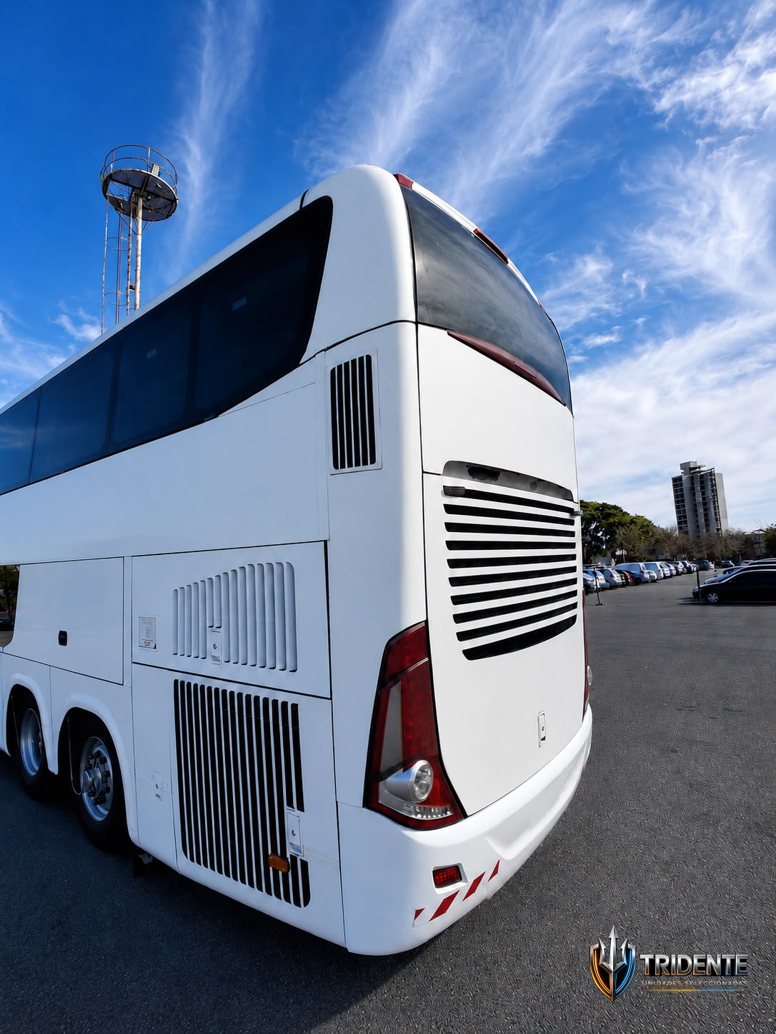 Volvo B450R 2016 — Colectivo usado, foto 9