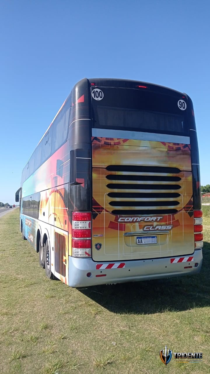 Scania K400 2017 — Colectivo usado, foto 3