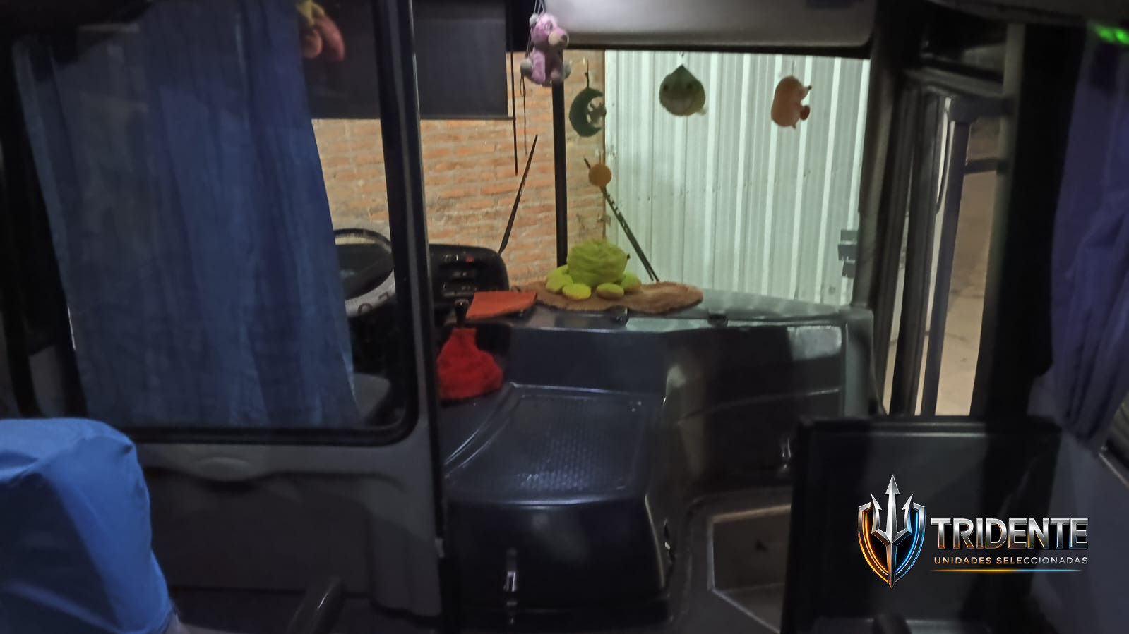 Mercedes-Benz OF1722 2008 — Colectivo usado, foto 7
